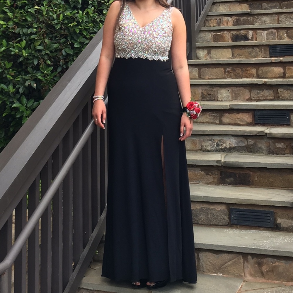 Black long prom dress
