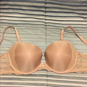 Victoria Secret Dream Angels Push Up Bra. Sz 36DD