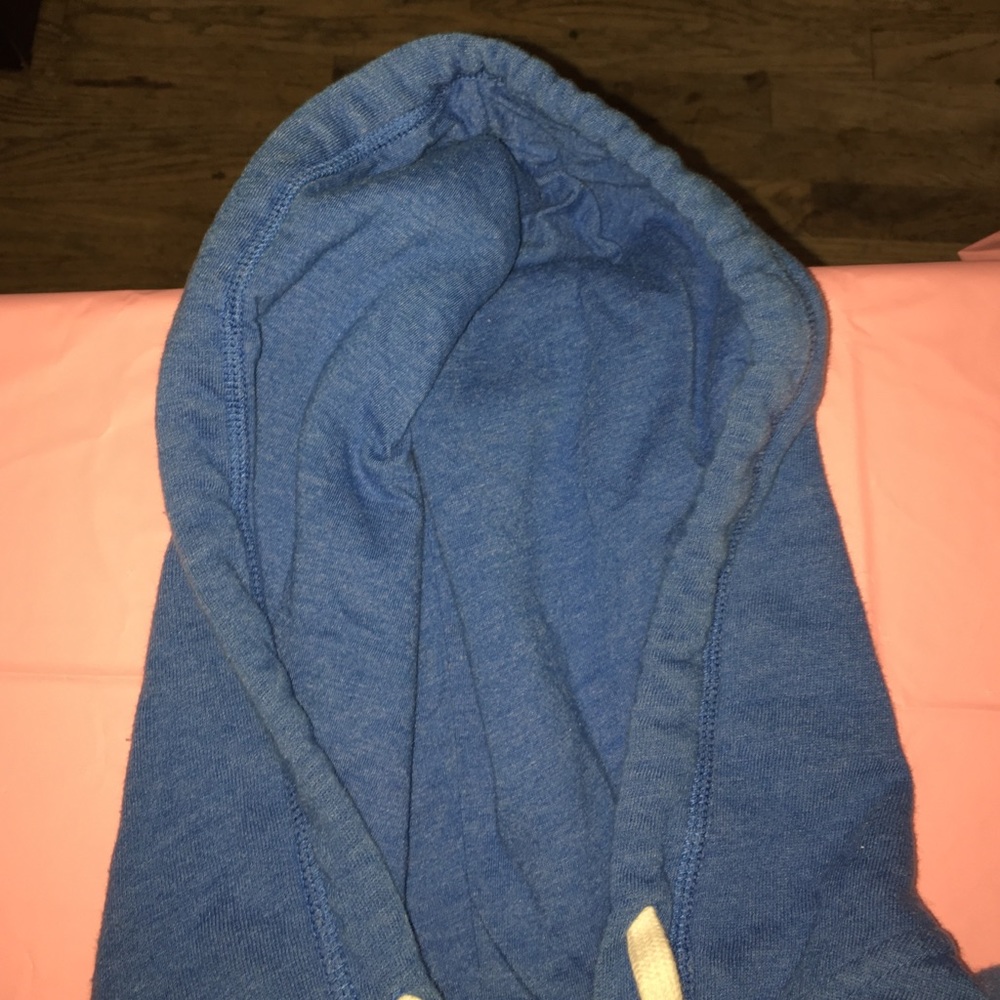 Blue sweater - Picture 2 of 3
