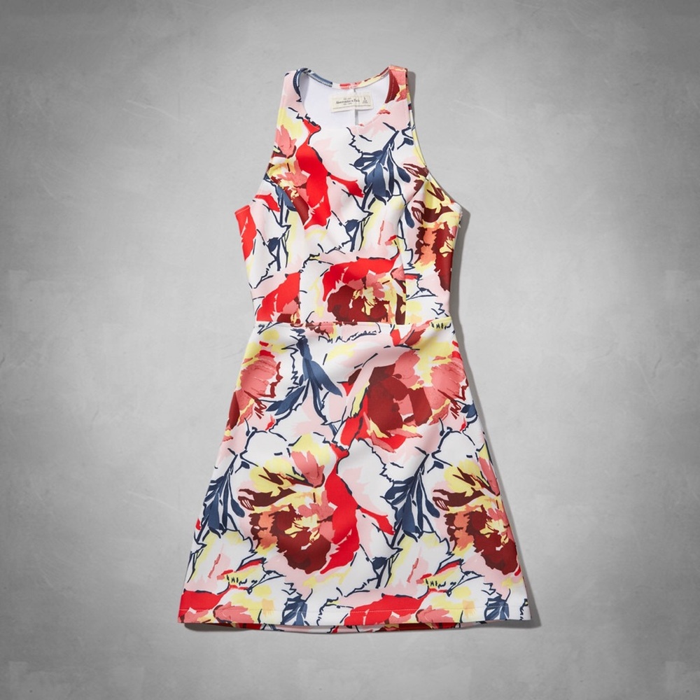 A&F Cut Out Floral Scuba Mini - Picture 3 of 4