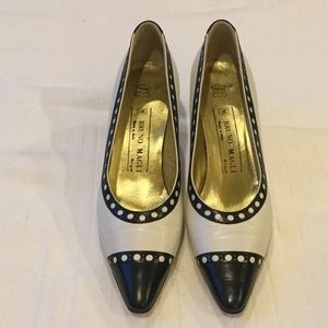 Bruno Magli spectator pumps