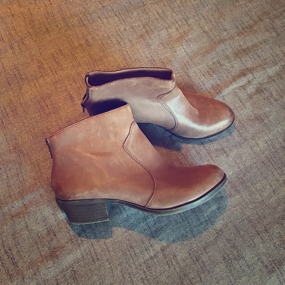Lucky brand leather booties