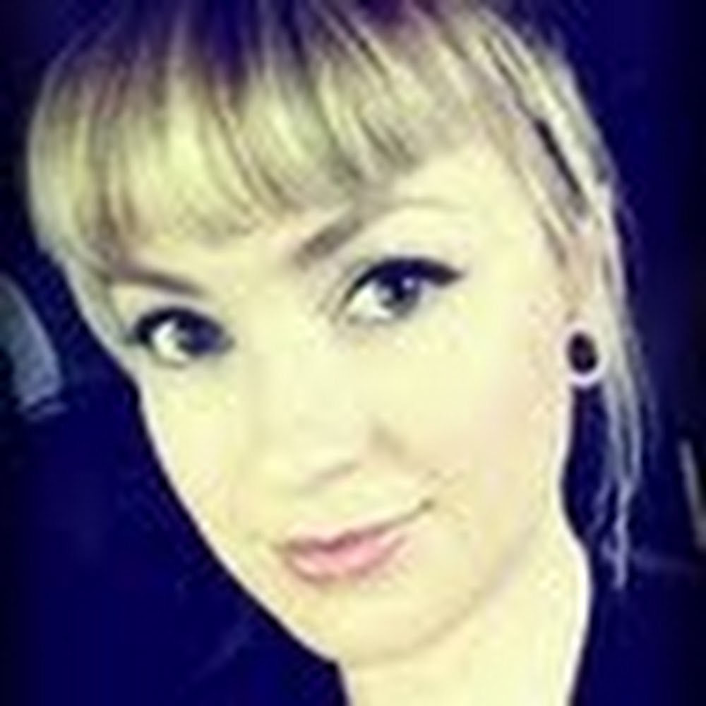 Meet your Posher, Crystalle