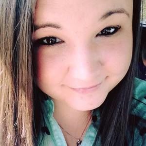 Meet your Posher, Valeria