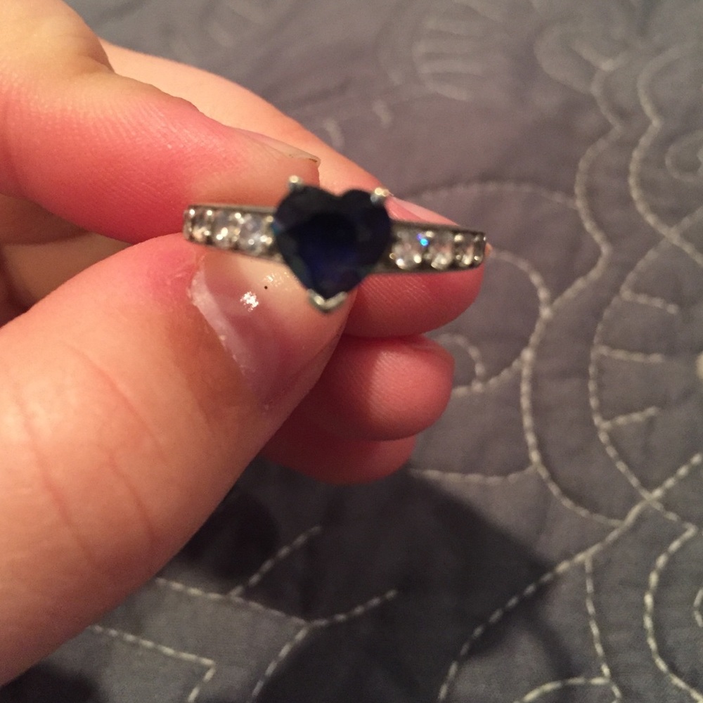 Ring - Picture 2 of 2