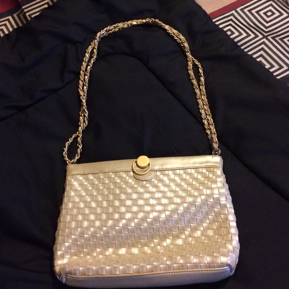 Shoulder bag