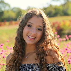 Meet your Posher, Juliana