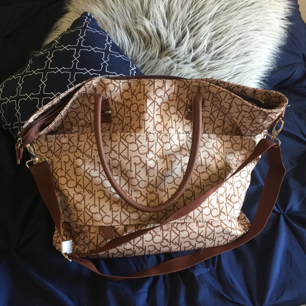 BNWOT Calvin Klein Luggage Tote