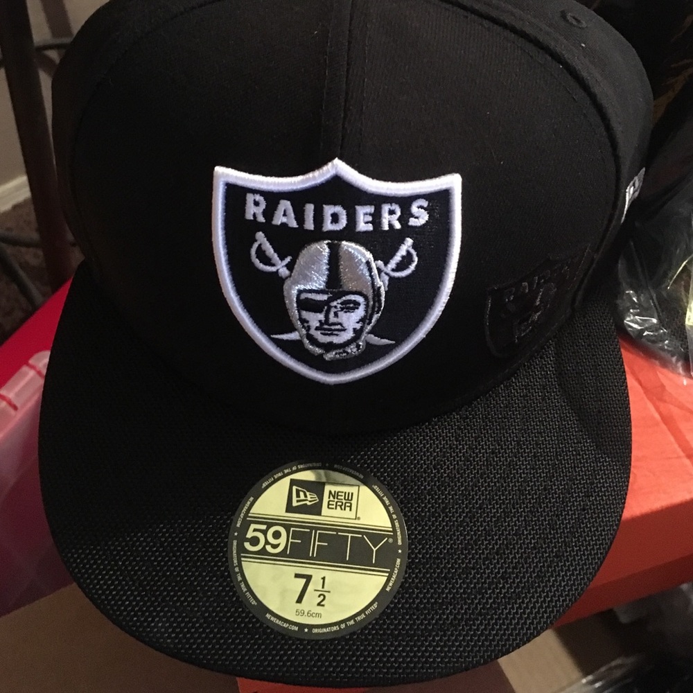 Raiders hat