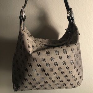 Dooney & Bourke purse