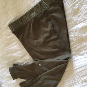 Lululemon small crop leggings Olive