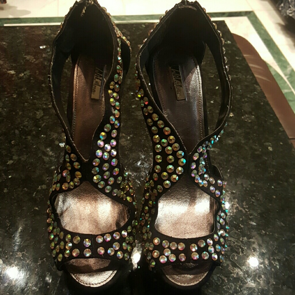 Rhinestone Wedge Pump