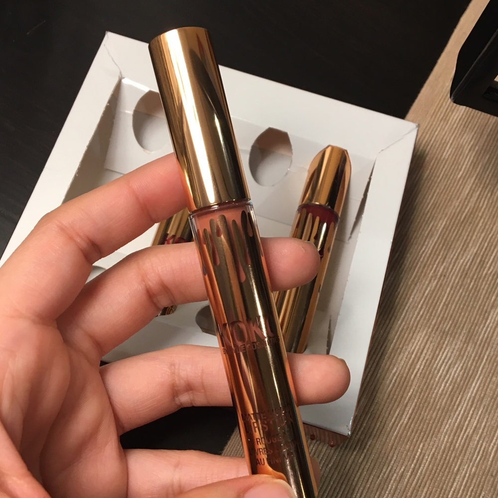 "KHLO$" Lipstick BY KYLIECOSMETICS