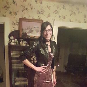 Meet your Posher, Janet