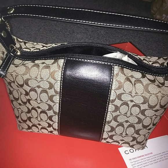 NWOT Small Coach signature handbag - Picture 4 of 10