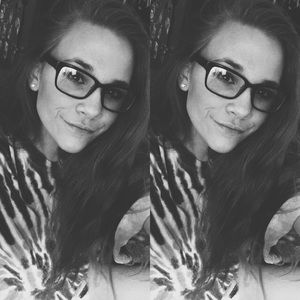 Meet your Posher, Jade