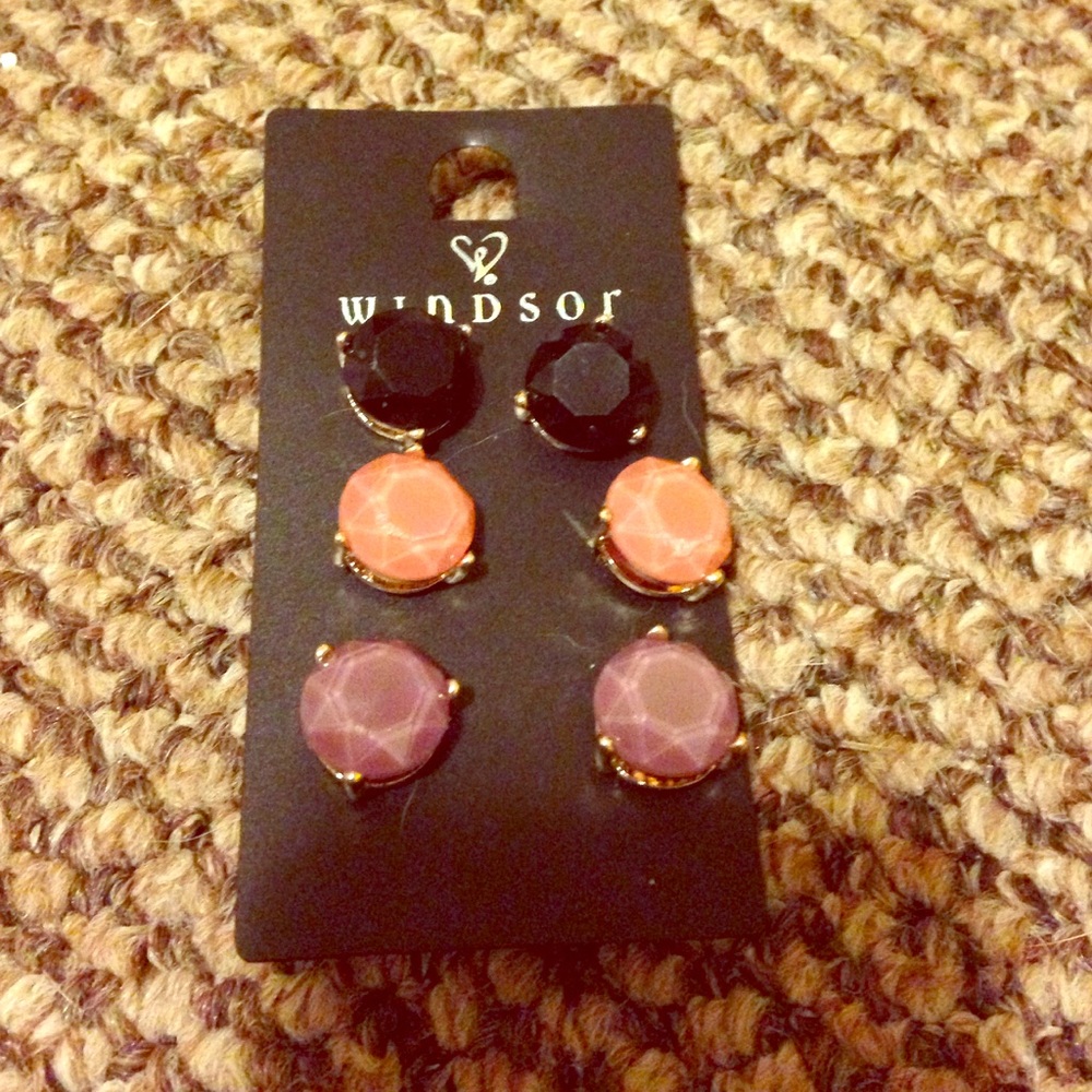 Windsor earrings