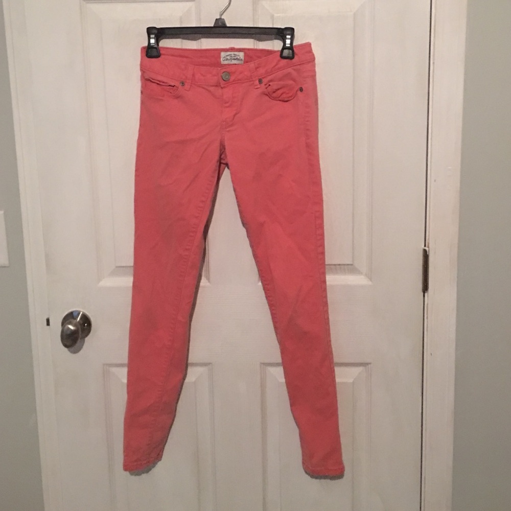 Pink skinny jeans