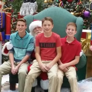 Meet your Posher, Devin