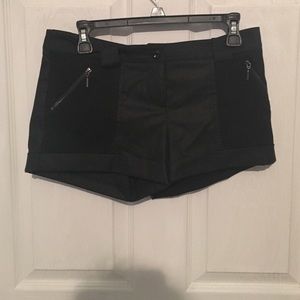 Bebe shorts