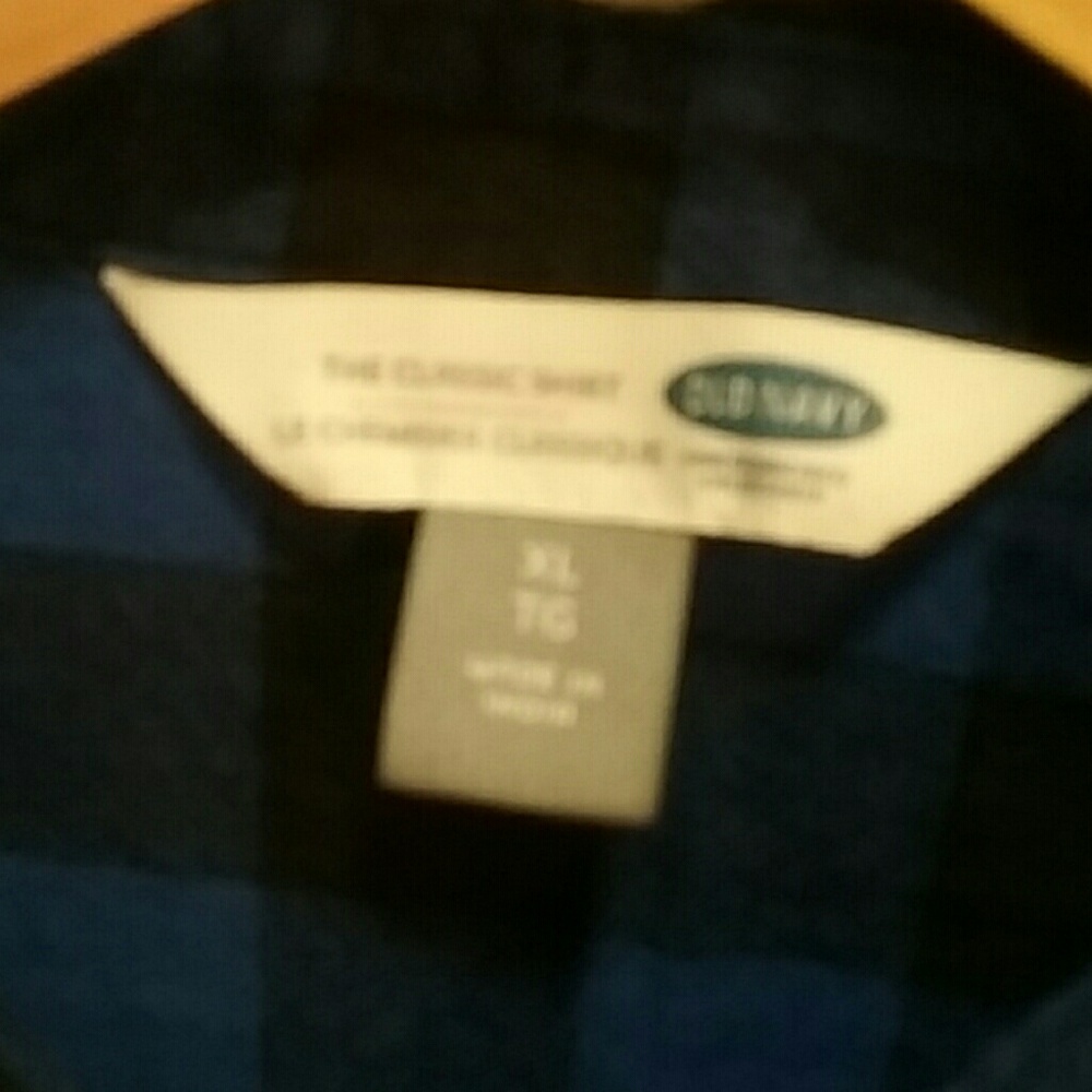 Shirt - Picture 2 of 2
