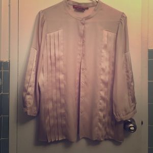 Beautiful creme silk blouse w/ pleats from France