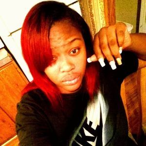 Meet your Posher, Nia