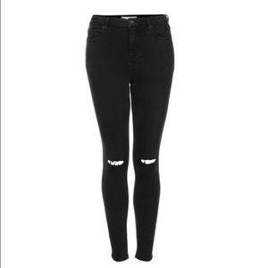 Topshop MOTO Black Ripped Jamie Jeans Petite