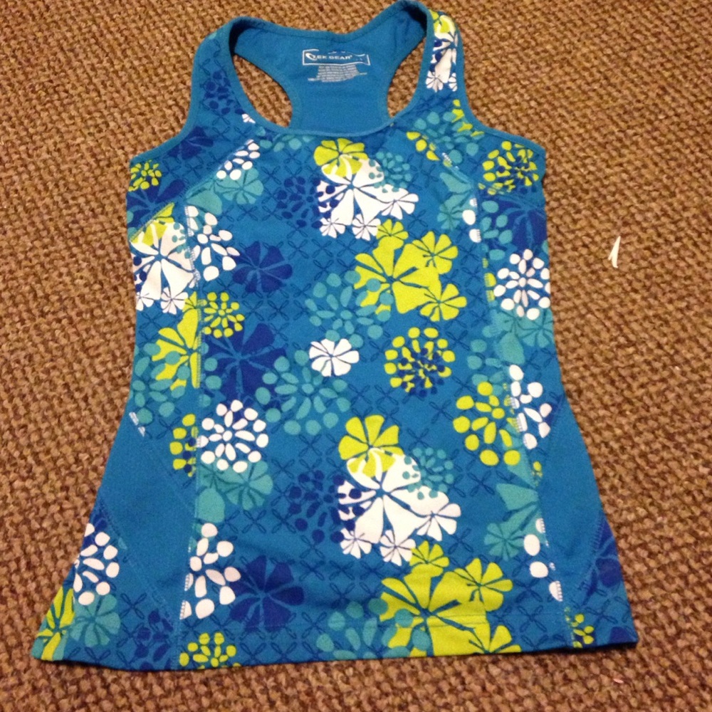 Tek Gear Workout shirt