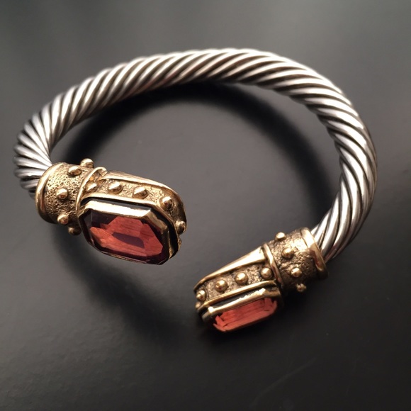 Vintage Jewelry - **LOWEST** Vintage purple crystal silver bracelet