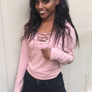 Meet your Posher, Hani