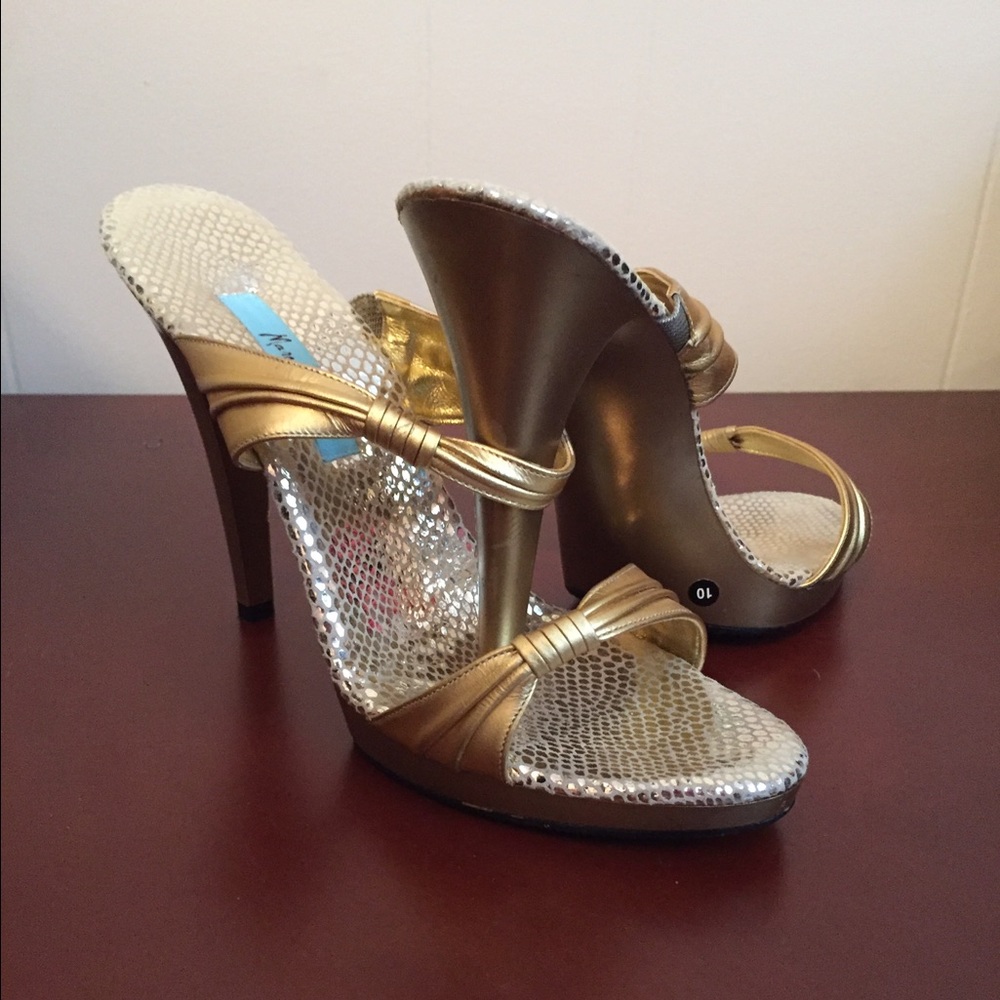Marciano Gold Heels Size 10