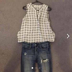 Sold! Like new! American eagle dark wash jegging.