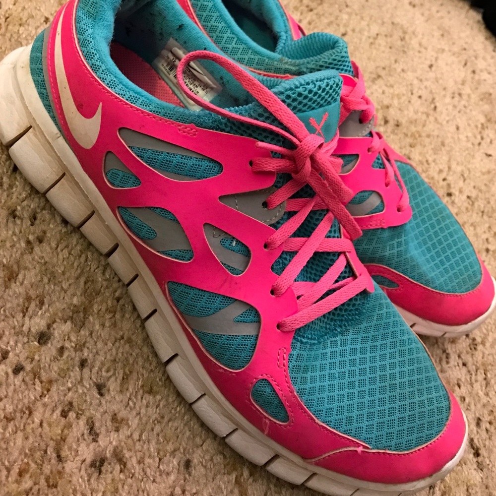 Gently worn nike free run Size 12 Womens!