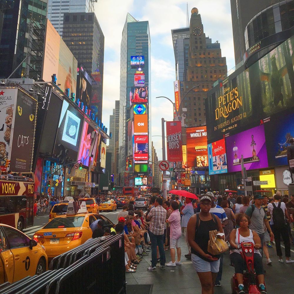 Meet your Posher, Em