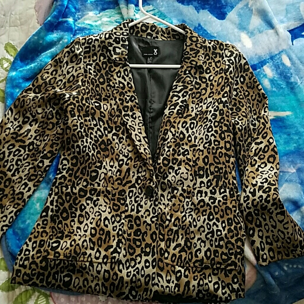 leopard print blazer