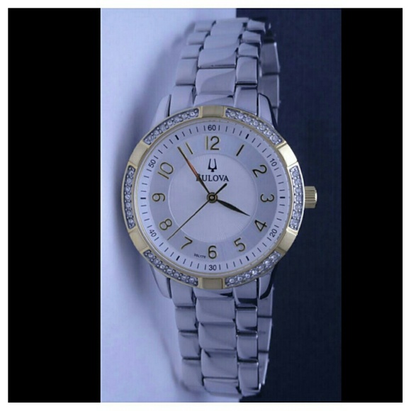 Big SALE,NWT BULOVA CRYSTAL WATCH