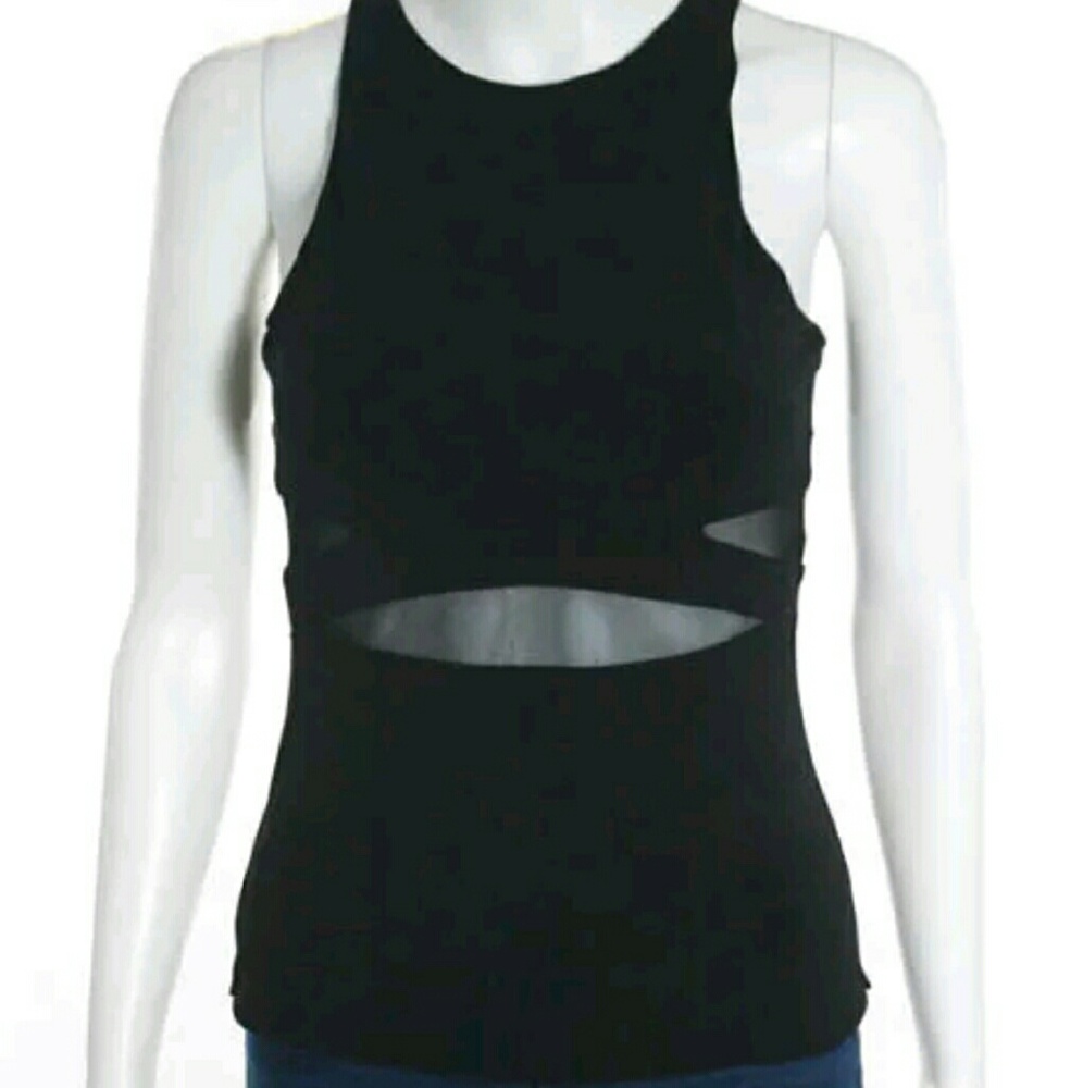 Elizabeth & James crew neck causal top