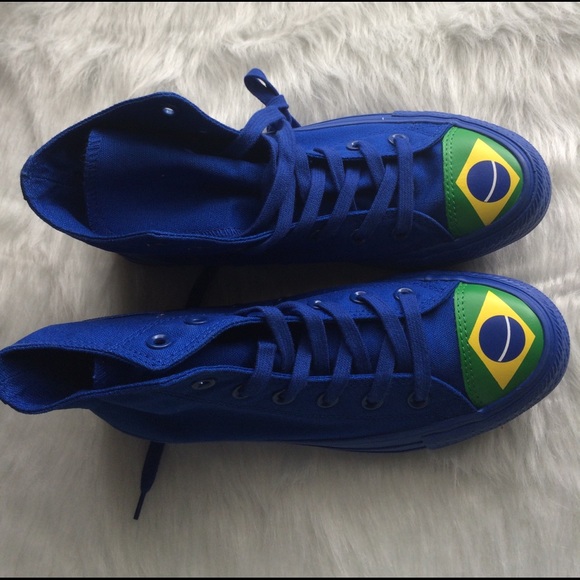 ✨1 HOUR SALE Converse women’s Brazil shoes - Picture 5 of 6