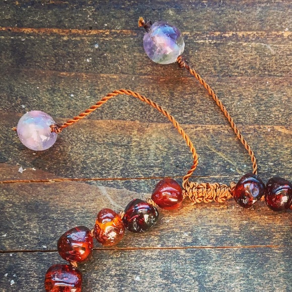 Lapzos AMBER Bracelet - Picture 3 of 3