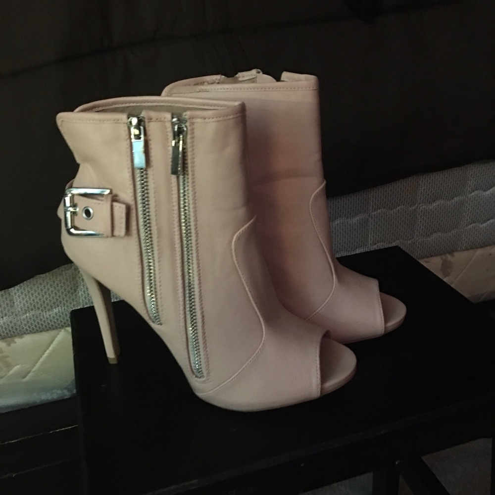 Dollhouse Pink peep toe boots