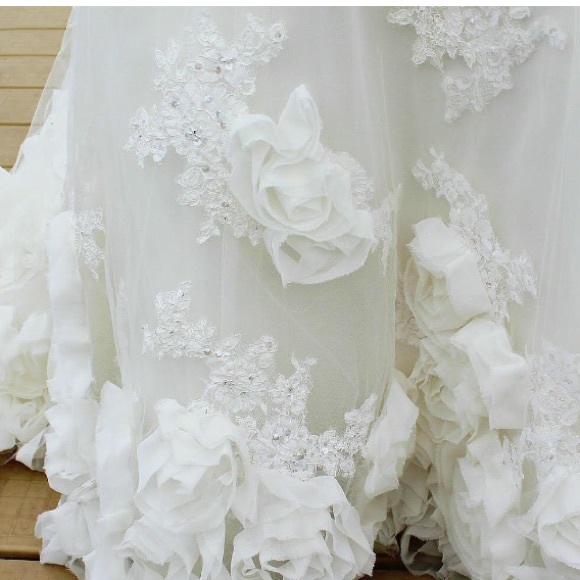 Maggie Soterro Dresses - Additional images of my Wedding Dress For Sale Maggie Soterro Dresses - Additional images of my Wedding Dress For Sale