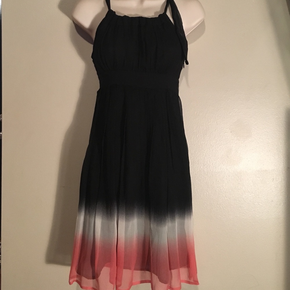 Super cute Forever 21 dress.  Size M.