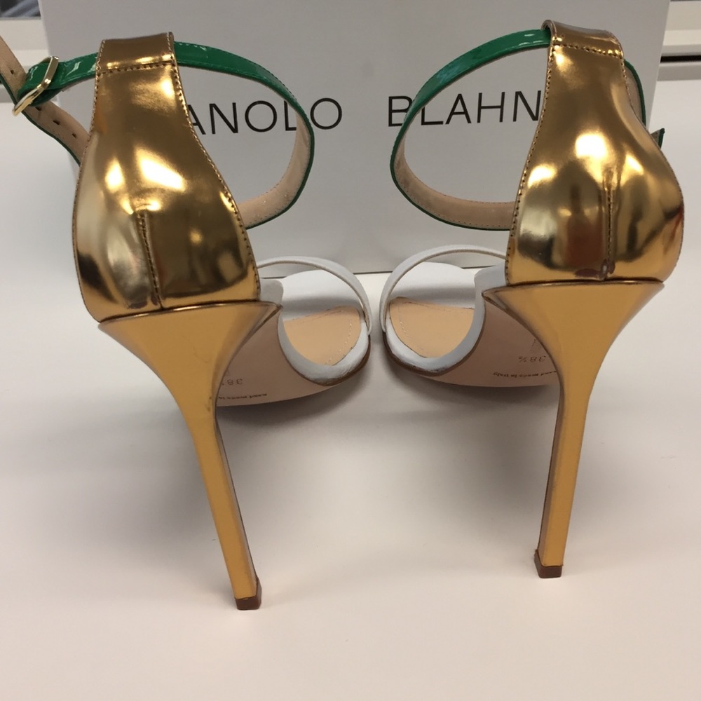 Manolo Blahnik x Lisa Perry Collaboration Heels - Picture 3 of 4