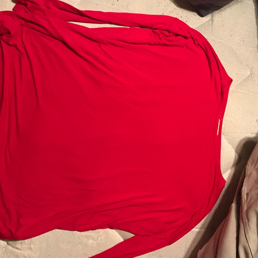 A bright red Piko