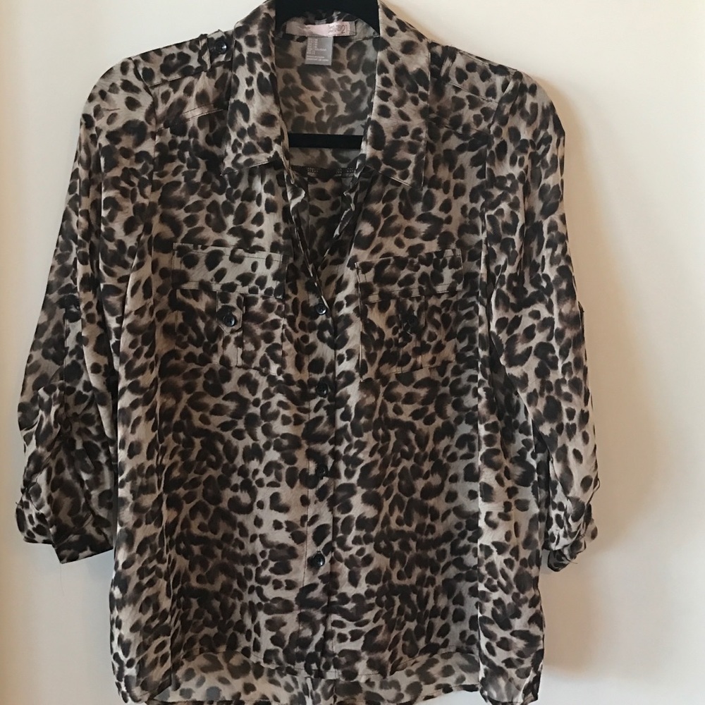 Animal print button up collared blouse