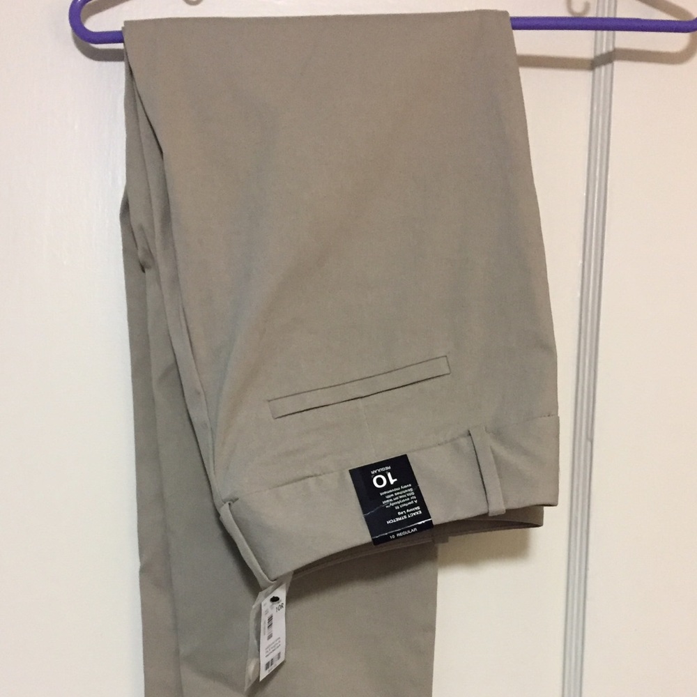 NWT The Limited Exact Stretch Skinny Leg pants.