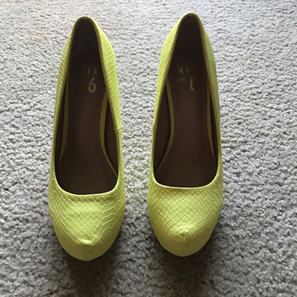 Mix #6 heels. BEAUTIFUL NEON YELLOW!