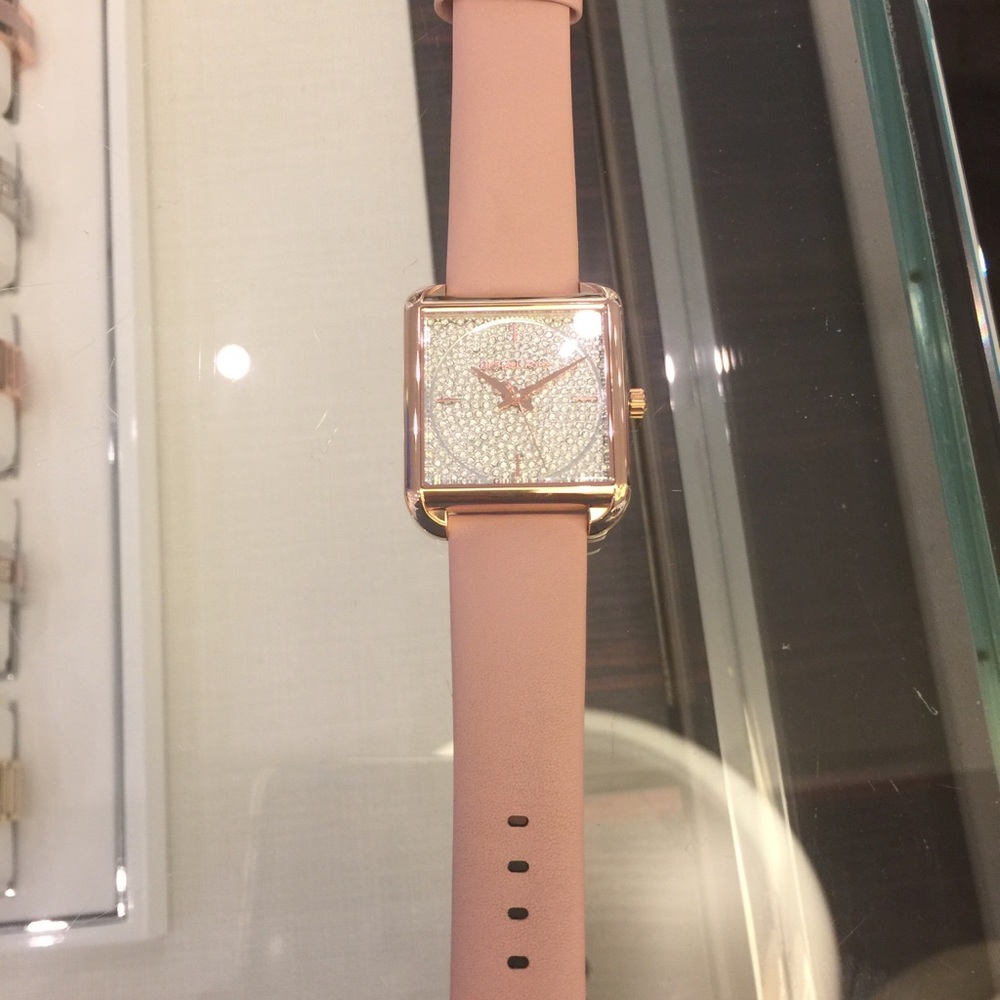 MK watch