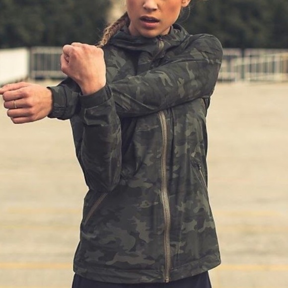 lululemon camo rain jacket